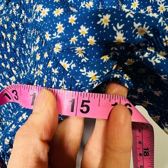 ExLura Blue Daisy Smocked Top and MIDI Skirt Set Flowers Off Shoulder Square NWT - Picture 16 of 16